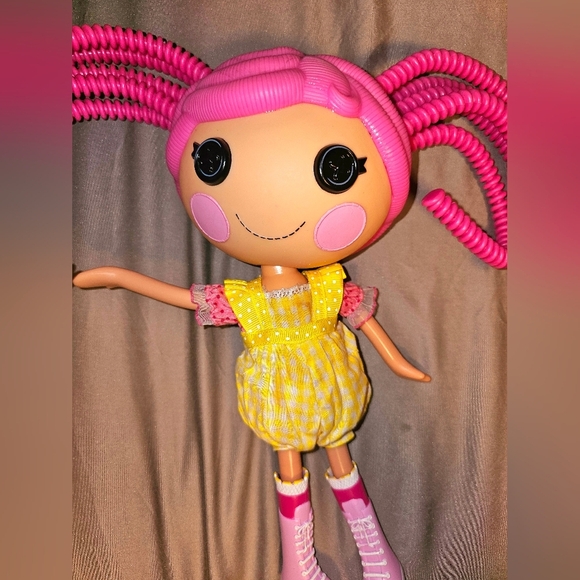 Lalaloopsy Full Size Doll Opportunity #32 Pink Silly Hair Yellow Romp See Notes - Picture 2 of 5